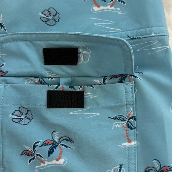 Oakley B1B Rc 19" Boardshort Aviator Tropical Palms Blue NEW Size 34 - Picture 11 of 12